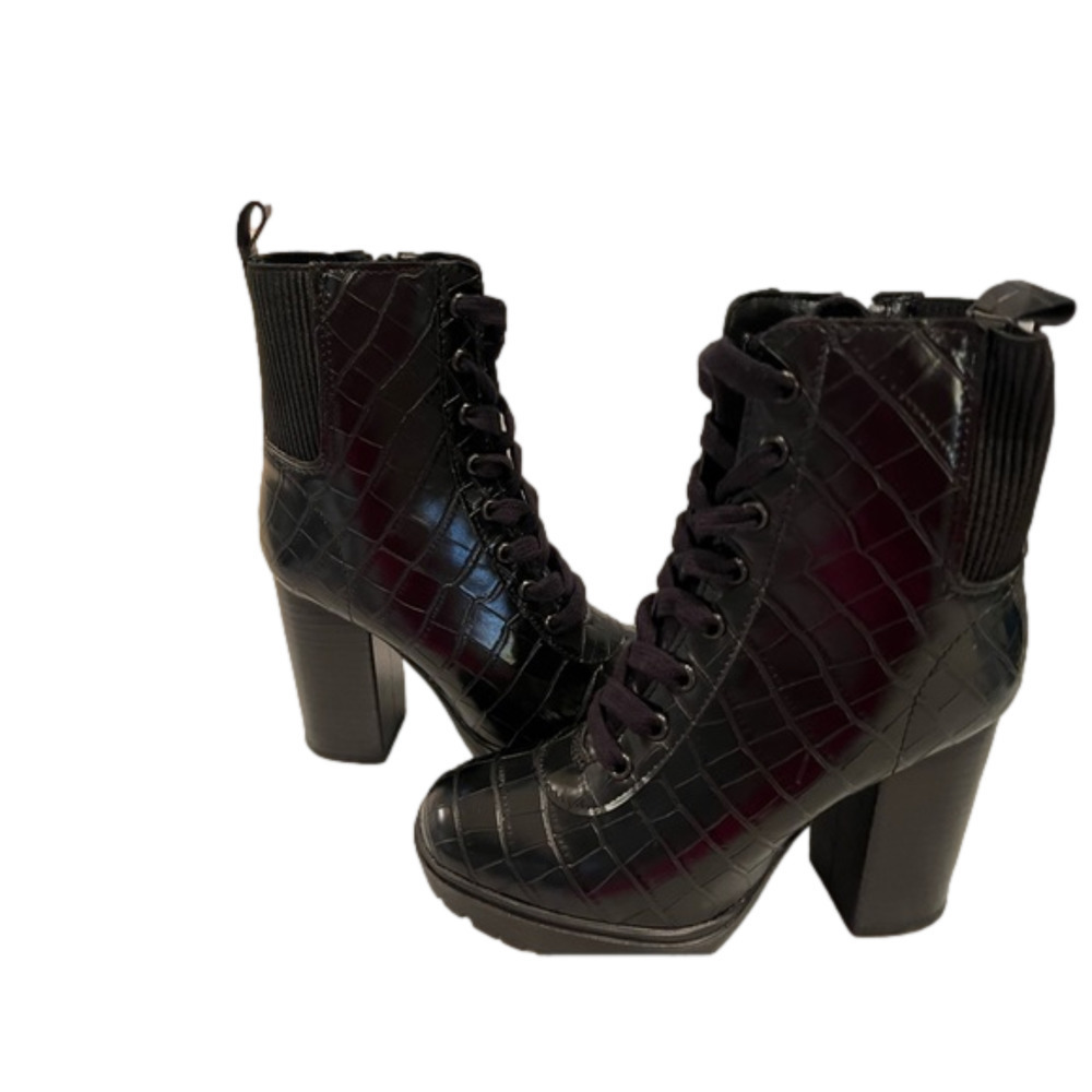 New! Steve Madden Latch Crocodile Lace-Up Hiker Platform Bootie Various Sizes